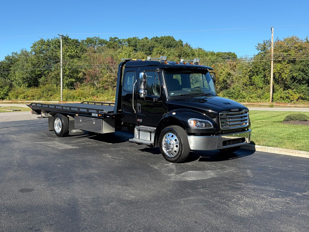 2025 Freightliner M2X Rollback (Key#5304) 1